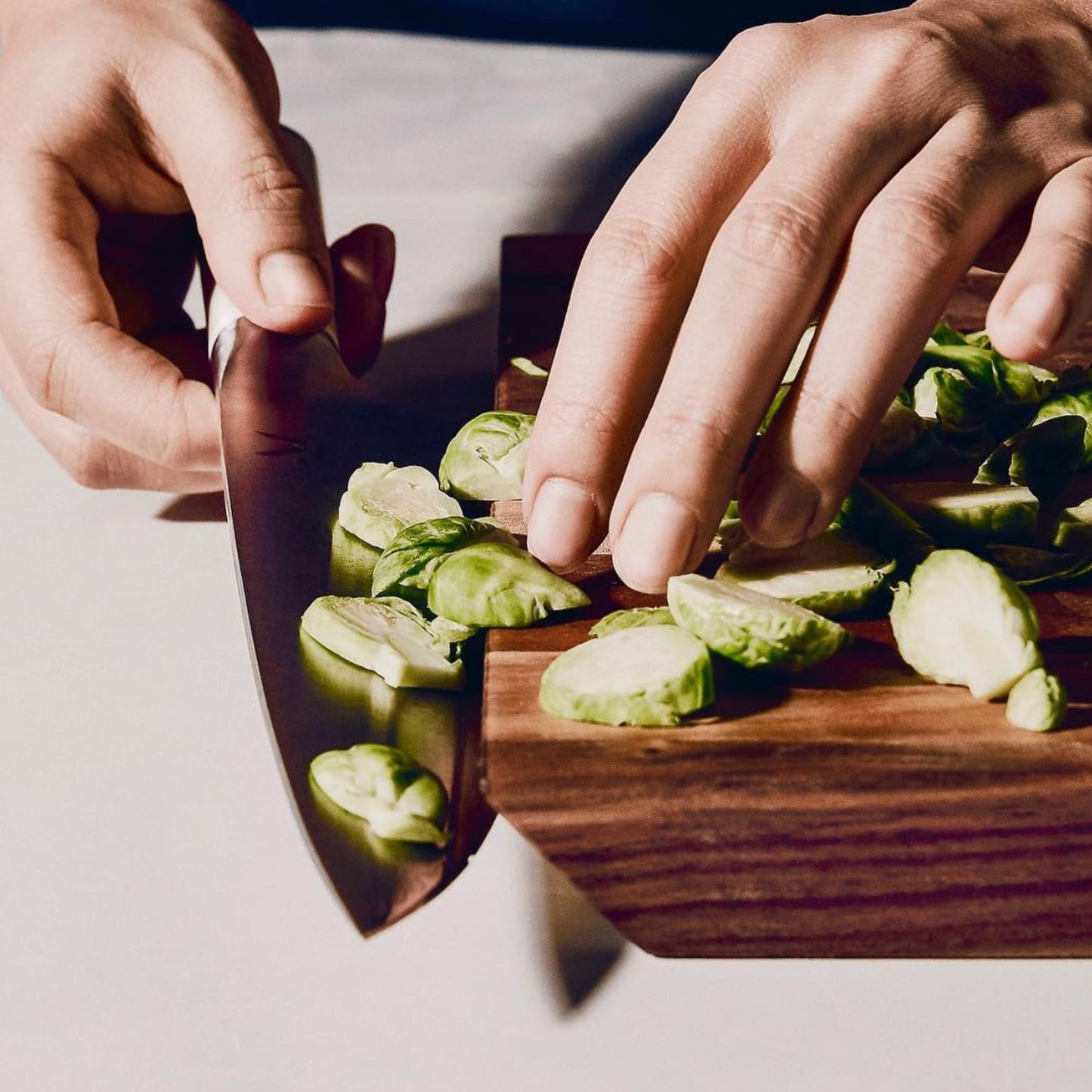 The Angled Cutting Board - Walnut